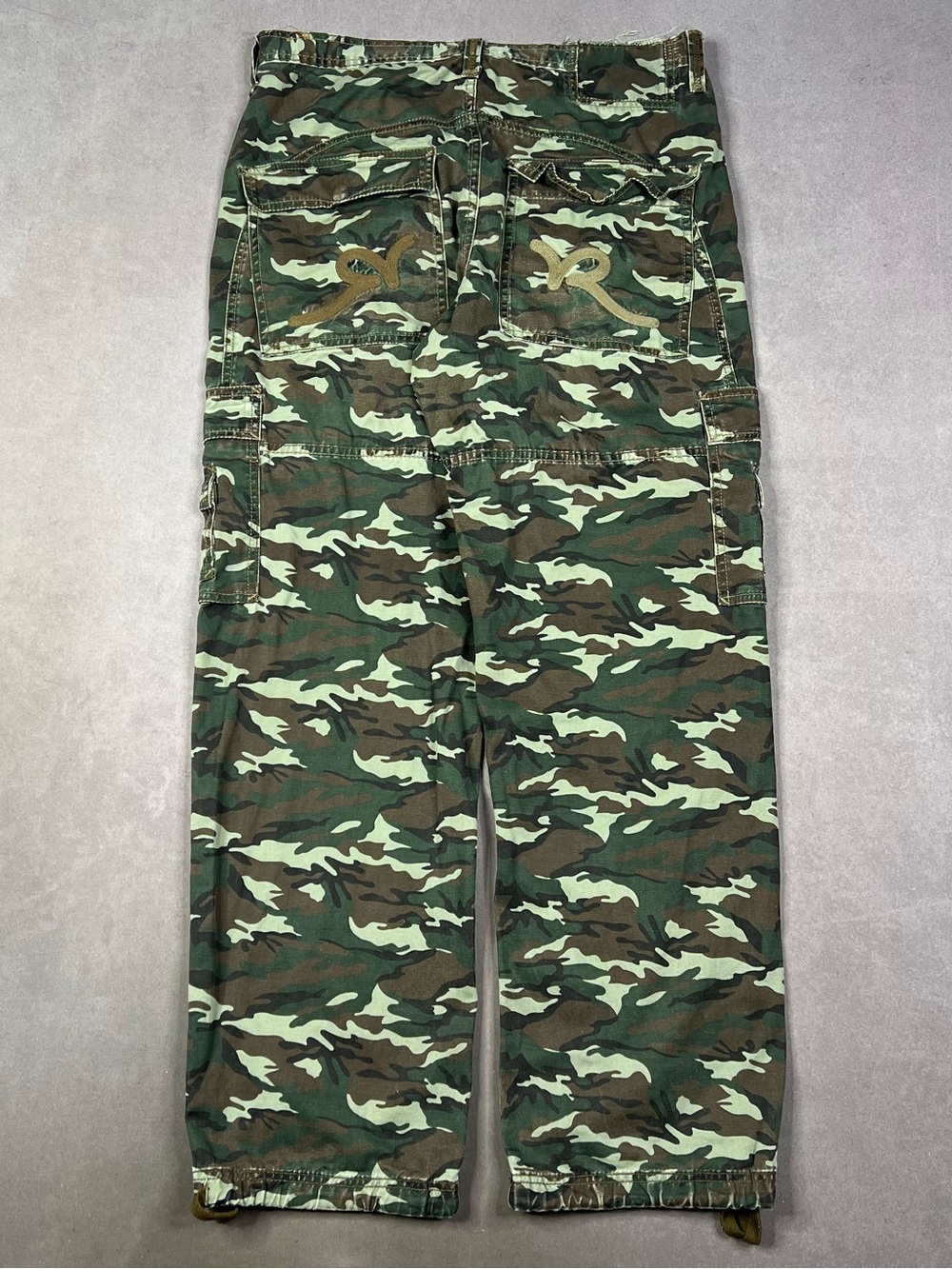 Y2K Rocawear Men's Camouflage Cargo Pants - Green Camo